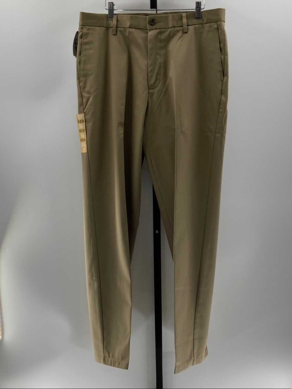 Dockers Men's Chinos in Olive Tan